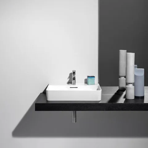 Laufen VAL Раковина 550х420х115мм с 1 отв. под смеситель, с покр. LLC, цвет: белый