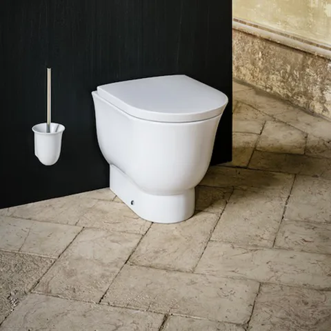 Laufen New Classic Унитаз напольный безободковый 560х370х430 мм, выпуск универсальный, цвет белый LCC, с покрытием  LAUFEN Clean Coat