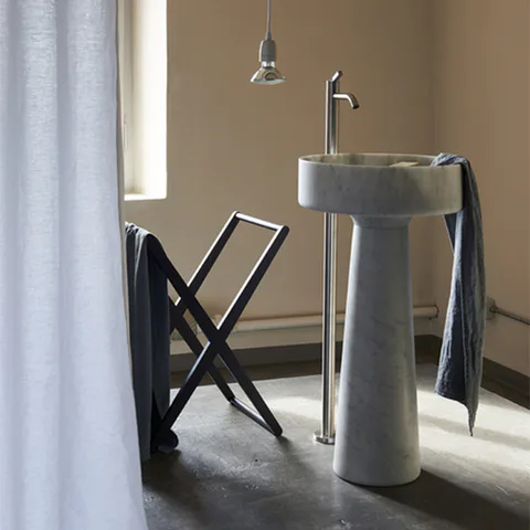 Agape Bjhon Напольная раковина d47 см, мрамор Carrara, цвет: белый