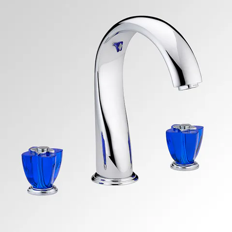 THG PETALE DE CRISTAL BLEU Смеситель на борт ванны на 3 отверстия, без ручного душа, стекло синее, цвет хром