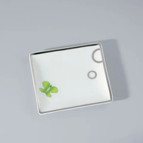 THG CAPUCINE VERT DECOR PLATINE Поднос керамический 122х110 мм., настольный, small size, декор платина/зеленый, цвет белый
