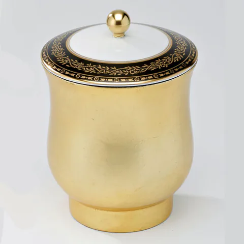 THG MARQUISE NOIR DECOR OR Китайская лакированная коробка с белой керамической крышкой &Oslash;126 мм., middle size, декор черный/золото, цвет золото