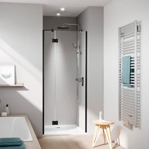 Kermi LIGA  Дверь в нишу  c непод.сегментом  LI SFL 900x2000,  Schwarz Soft+прозрачное стекло с Kermiclean