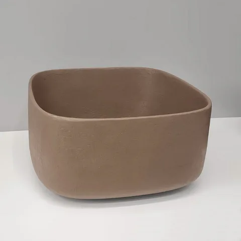 Artceram COGNAC Раковина накладная Quadro, 43x43хh22,5см, без отв под смеситель, без перелива, цвет: nero roma (не производится)